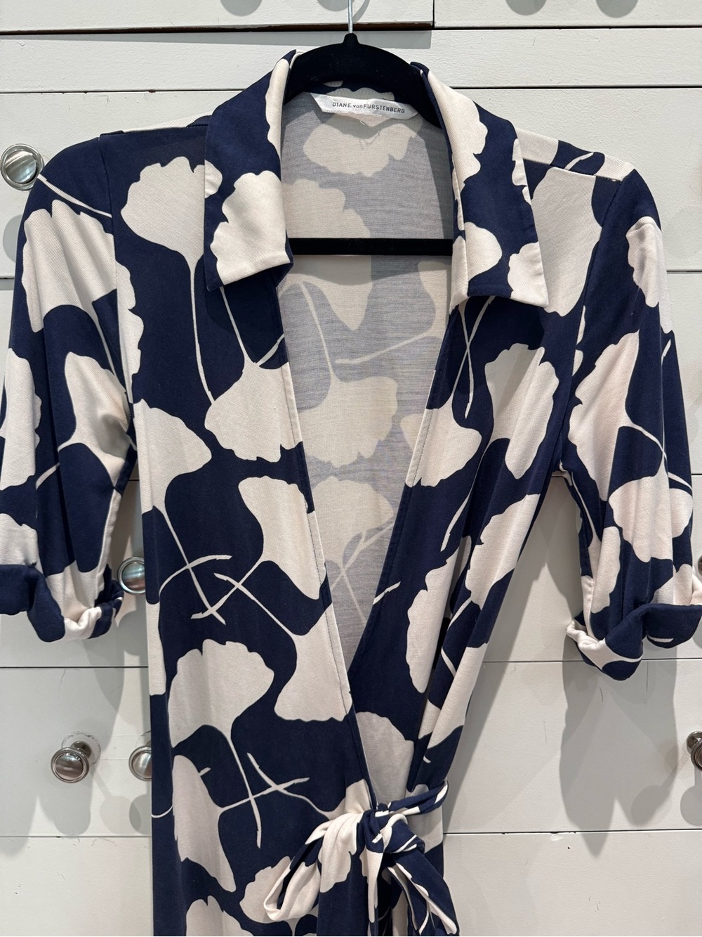 Diane Von Furstenberg Navy and White Printed Wrap Dress - Picture 2 of 7